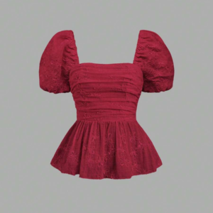 Blusa de mujer de manga corta con bordado floral